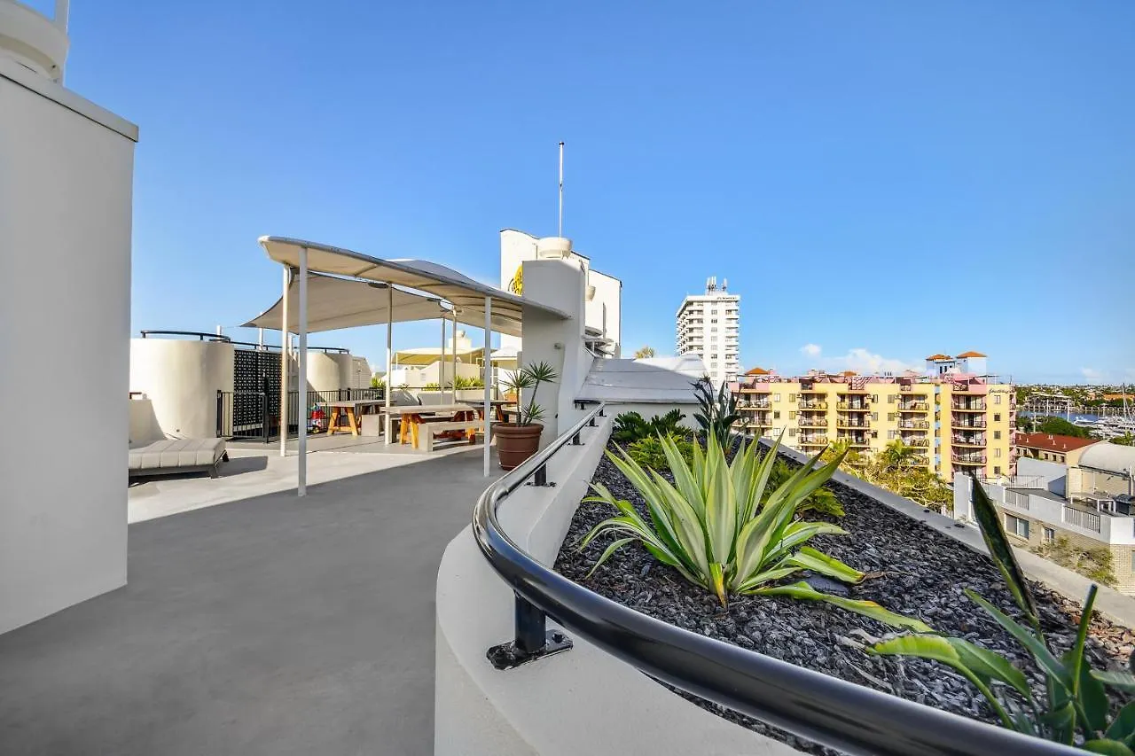 Second Floor 2 Bedroom Mooloolaba Escape - Caribbean Resort Australia